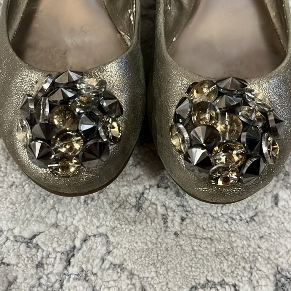 Antonio Melanie gold flats with round jeweled detail Size 7.5M - Picture 3 of 17